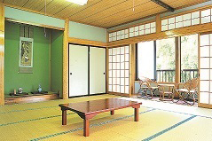 新館・中広間